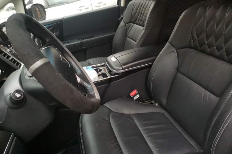 Used Honda Elysion 2019 2.0L Hybrid Luxury Edition Left Front Seat