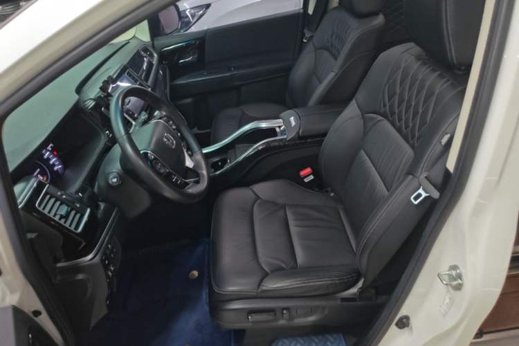 Used Honda Elysion 2019 2.0L Hybrid Luxury Edition Left Front Seat