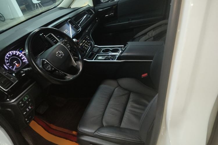 Used Honda Elysion 2019 2.0L Hybrid Comfort Edition Left Front Seat