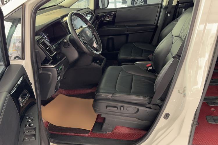 Used Honda Elysion 2019 2.0L Hybrid Luxury Edition Left Front Seat