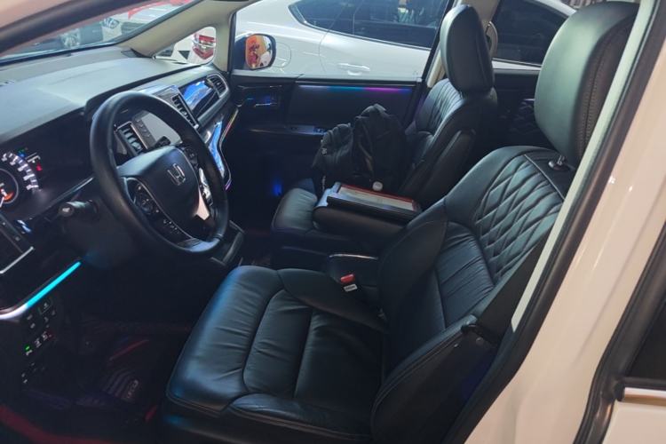 Used Honda Elysion 2019 2.0L Hybrid Luxury Edition Left Front Seat