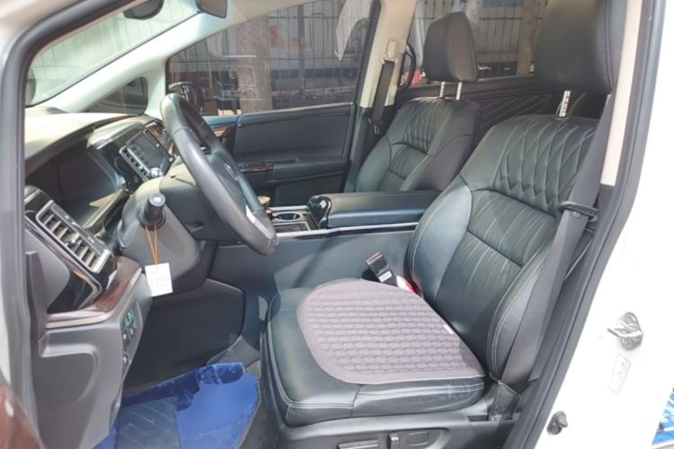 Used Honda Elysion 2019 2.0L Hybrid Supreme Edition Left Front Seat