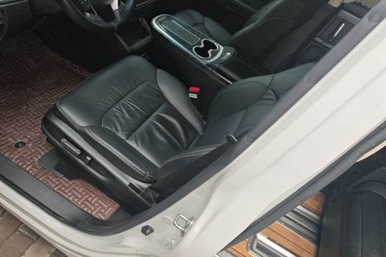 Used Honda Elysion 2019 2.0L Hybrid Luxury Edition Left Front Seat