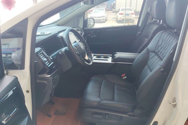 Used Honda Elysion 2019 2.0L Hybrid Luxury Edition Left Front Seat