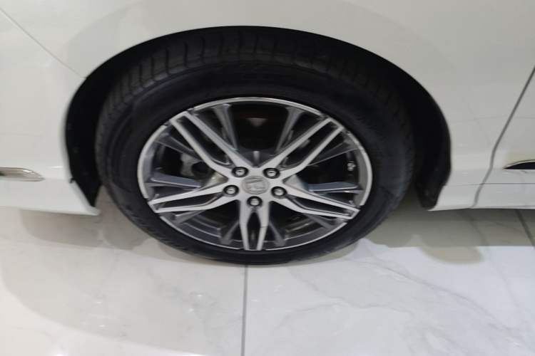 Used Honda Elysion 2019 2.0L Hybrid Luxury Edition Left Front Wheel Hub