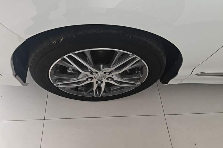 Used Honda Elysion 2019 2.0L Hybrid Luxury Edition Left Front Wheel Hub
