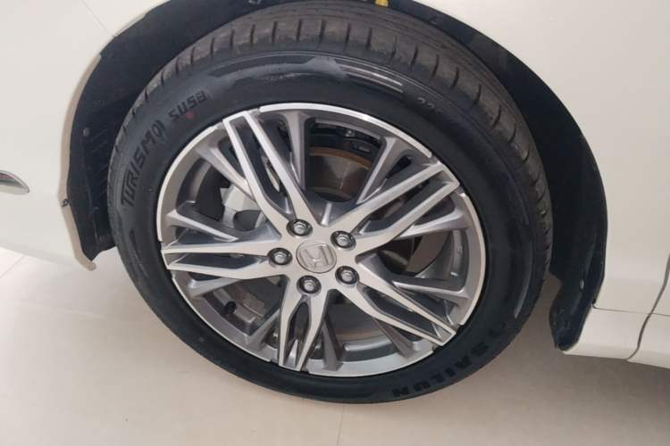Used Honda Elysion 2019 2.0L Hybrid Comfort Edition Left Front Wheel Hub