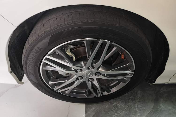 Used Honda Elysion 2019 2.0L Hybrid Luxury Edition Left Front Wheel Hub
