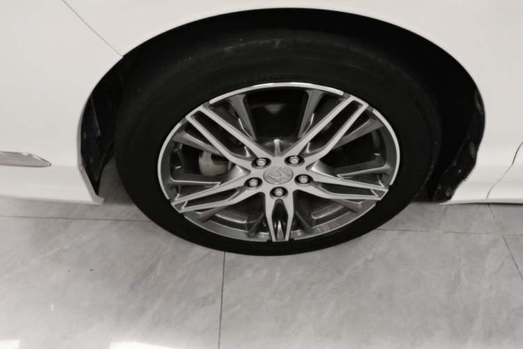 Used Honda Elysion 2019 2.0L Hybrid Luxury Edition Left Front Wheel Hub