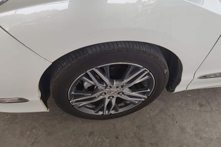 Used Honda Elysion 2019 2.0L Hybrid Luxury Edition Left Front Wheel Hub