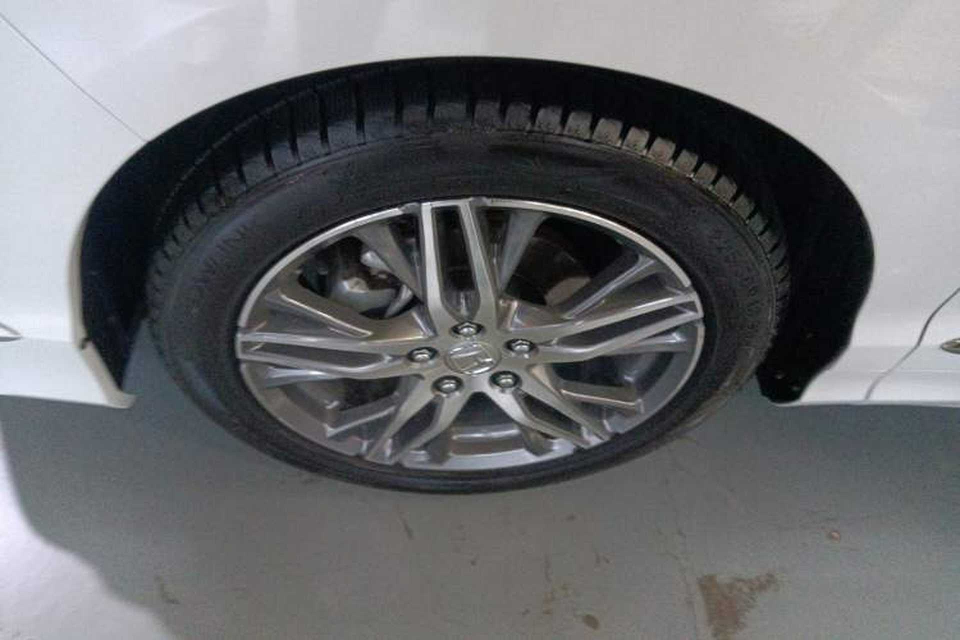 Used Honda Elysion 2019 2.0L Hybrid Luxury Edition Left Front Wheel Hub
