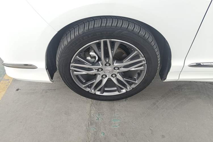 Used Honda Elysion 2019 2.0L Hybrid Comfort Edition Left Front Wheel Hub
