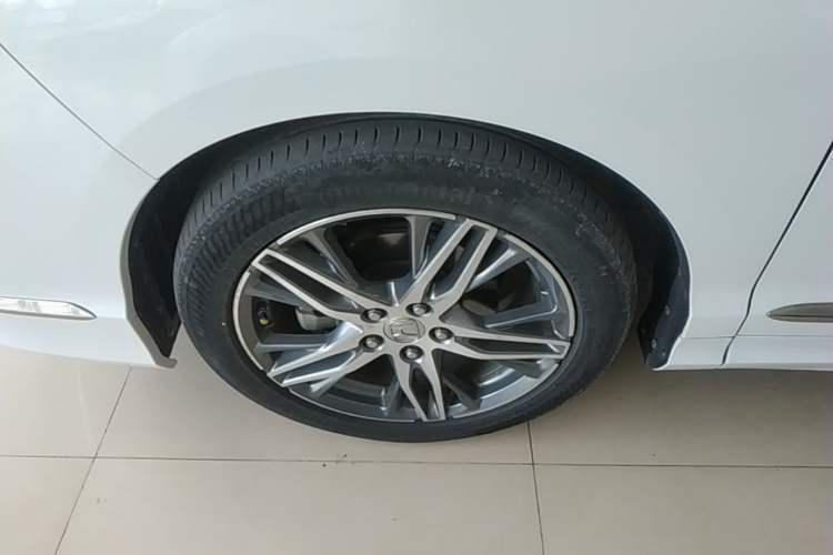 Used Honda Elysion 2019 2.0L Hybrid Supreme Edition Left Front Wheel Hub