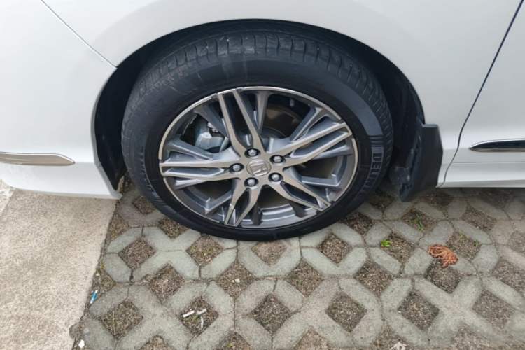 Used Honda Elysion 2019 2.0L Hybrid Luxury Edition Left Front Wheel Hub
