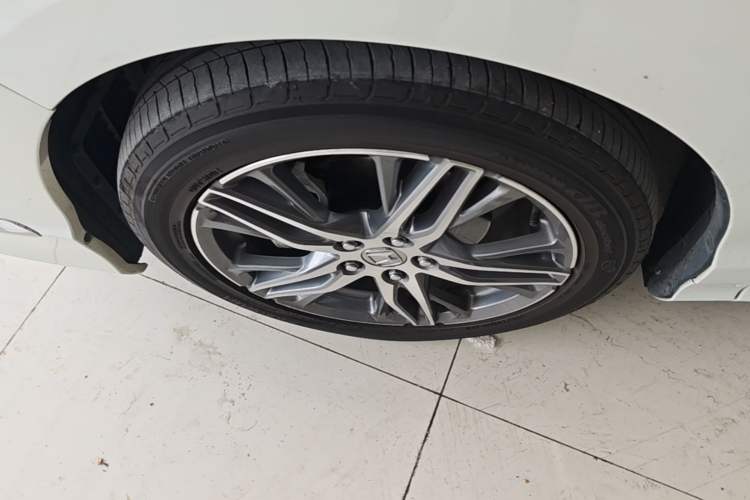 Used Honda Elysion 2019 2.0L Hybrid Luxury Edition Left Front Wheel Hub