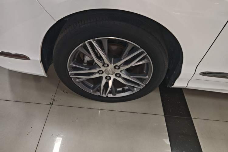 Used Honda Elysion 2019 2.0L Hybrid Luxury Edition Left Front Wheel Hub