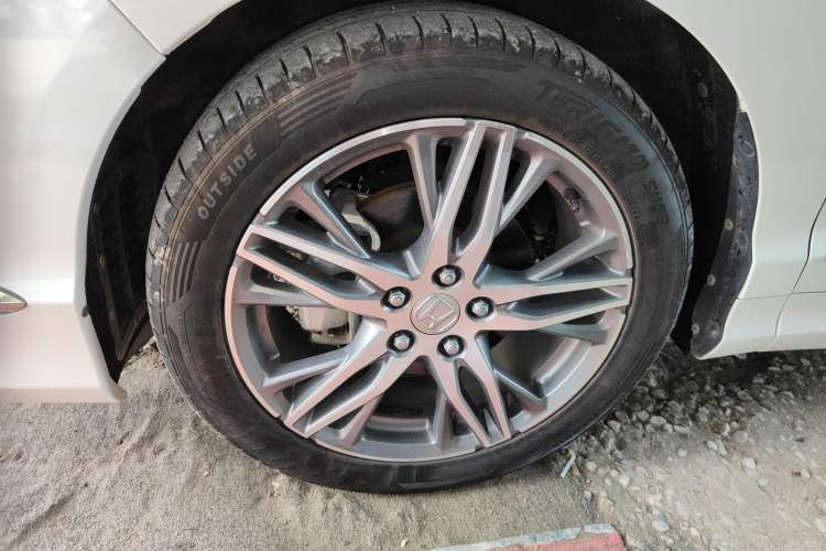 Used Honda Elysion 2019 2.0L Hybrid Luxury Edition Left Front Wheel Hub