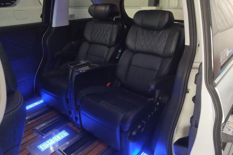 Used Honda Elysion 2019 2.0L Hybrid Luxury Edition Left Rear Seat