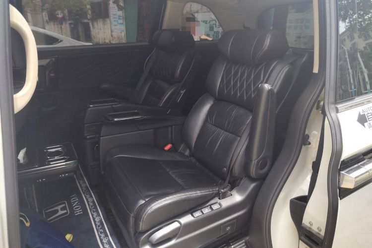 Used Honda Elysion 2019 2.0L Hybrid Luxury Edition Left Rear Seat