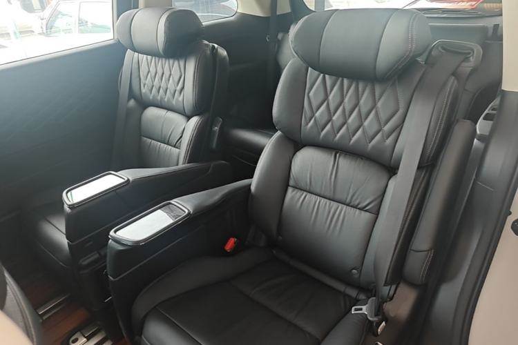 Used Honda Elysion 2019 2.0L Hybrid Luxury Edition Left Rear Seat