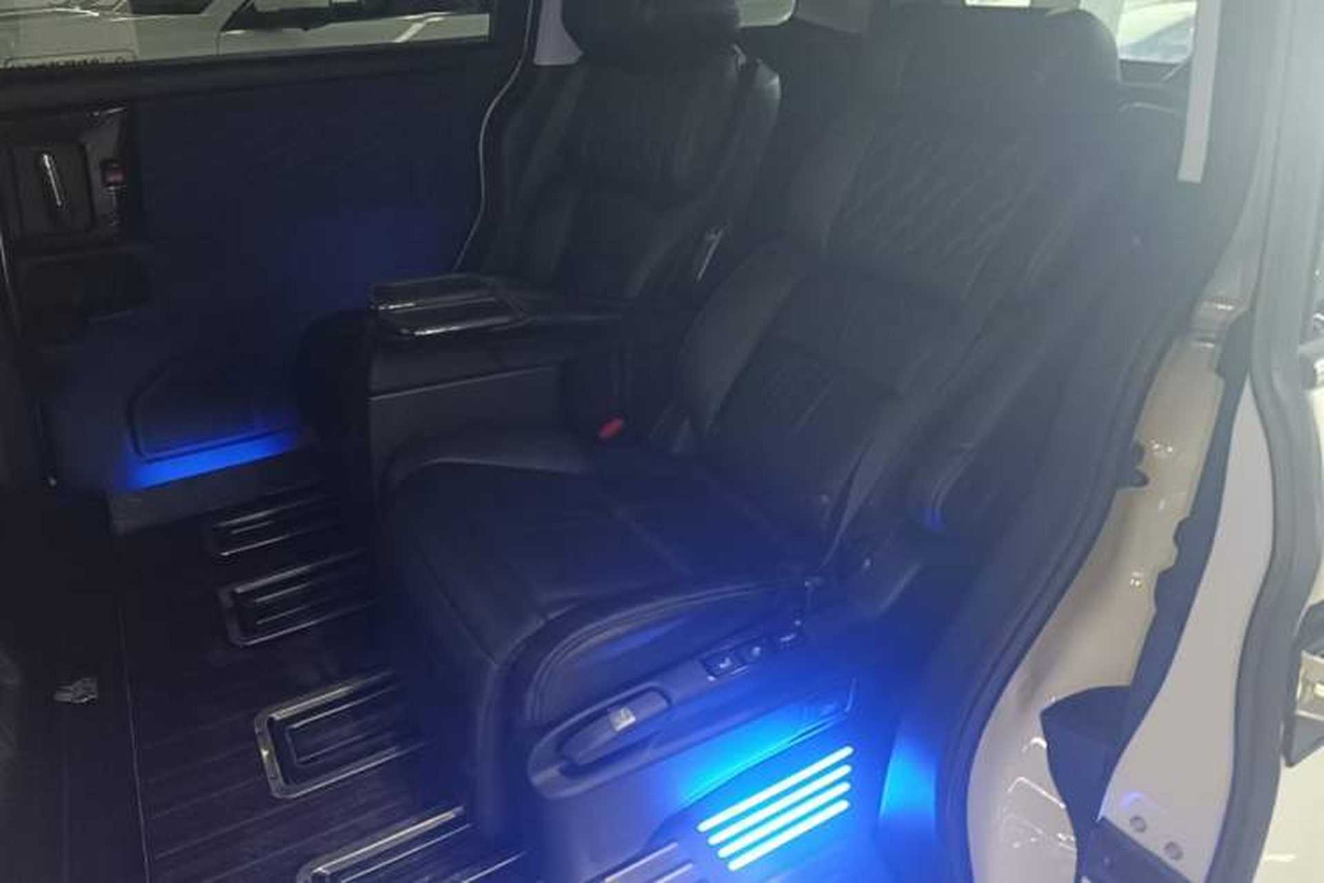 Used Honda Elysion 2019 2.0L Hybrid Luxury Edition Left Rear Seat