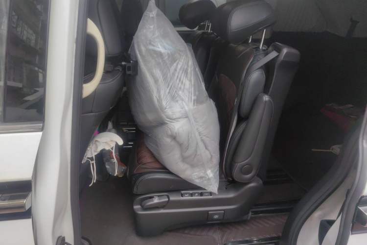 Used Honda Elysion 2019 2.0L Hybrid Luxury Edition Left Rear Seat