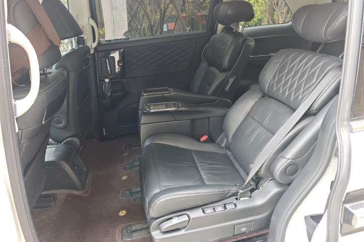 Used Honda Elysion 2019 2.0L Hybrid Luxury Edition Left Rear Seat