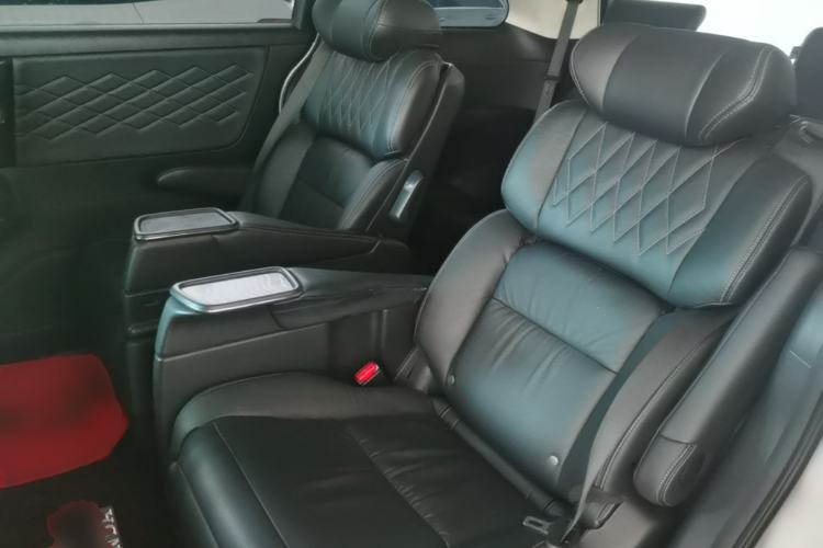 Used Honda Elysion 2019 2.0L Hybrid Luxury Edition Left Rear Seat