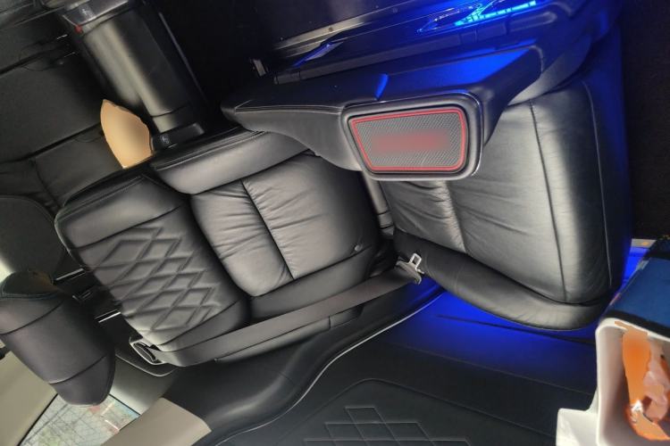 Used Honda Elysion 2019 2.0L Hybrid Luxury Edition Left Rear Seat
