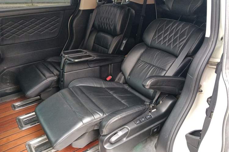 Used Honda Elysion 2019 2.0L Hybrid Supreme Edition Left Rear Seat