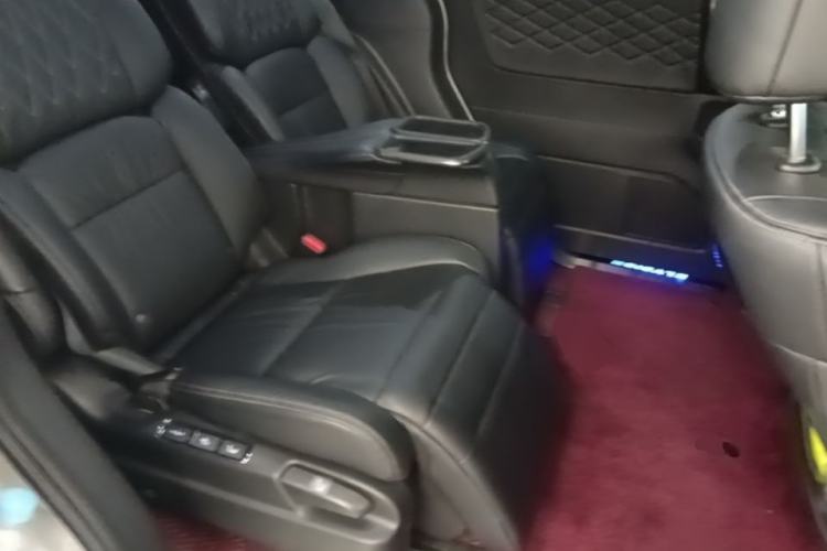 Used Honda Elysion 2019 2.0L Hybrid Luxury Edition Left Rear Seat