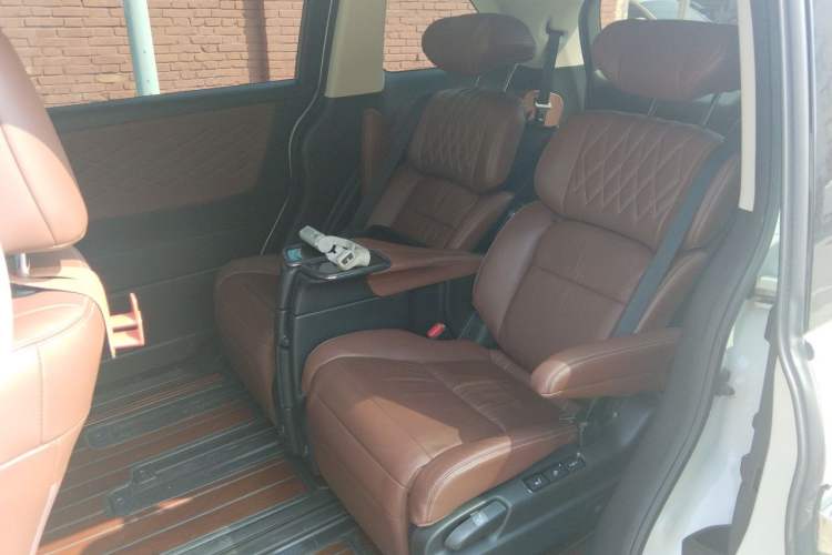 Used Honda Elysion 2019 2.0L Hybrid Supreme Edition Left Rear Seat