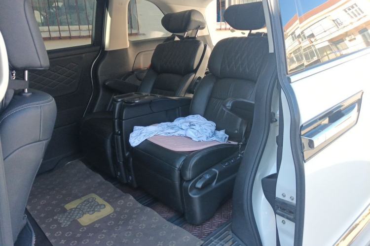Used Honda Elysion 2019 2.0L Hybrid Luxury Edition Left Rear Seat