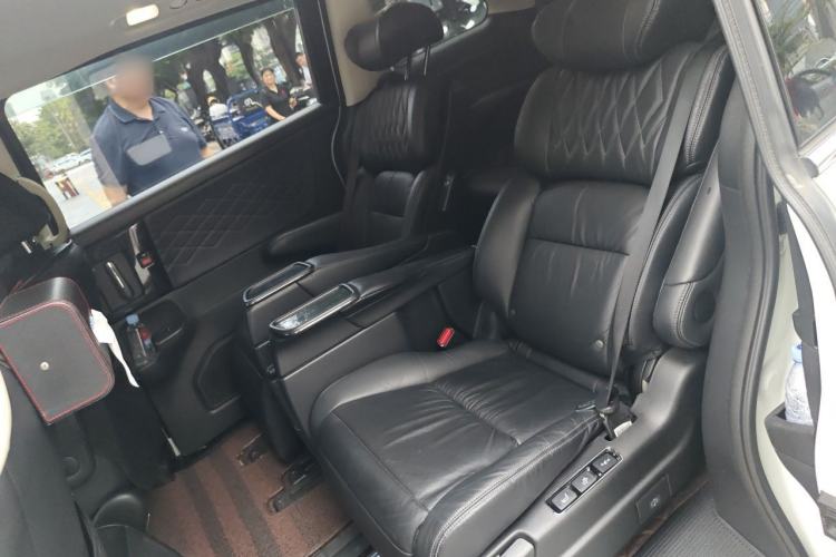 Used Honda Elysion 2019 2.0L Hybrid Luxury Edition Left Rear Seat