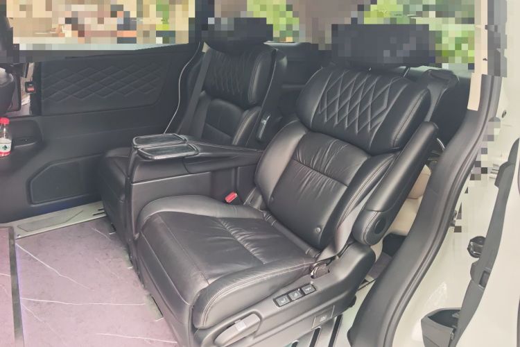 Used Honda Elysion 2019 2.0L Hybrid Luxury Edition Left Rear Seat