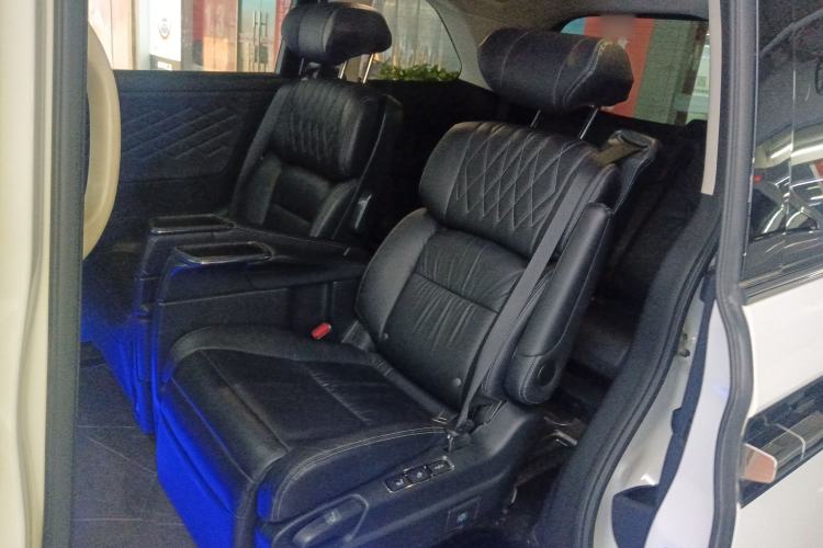 Used Honda Elysion 2019 2.0L Hybrid Supreme Edition Left Rear Seat