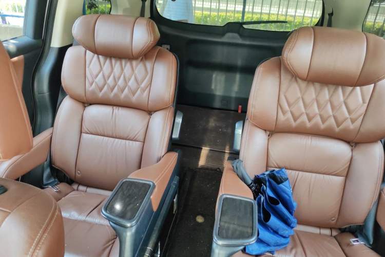 Used Honda Elysion 2019 2.0L Hybrid Supreme Edition Left Rear Seat