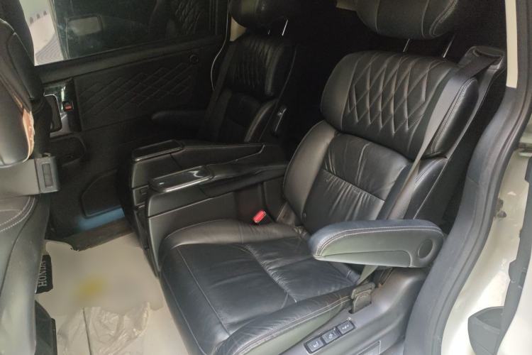 Used Honda Elysion 2019 2.0L Hybrid Supreme Edition Left Rear Seat