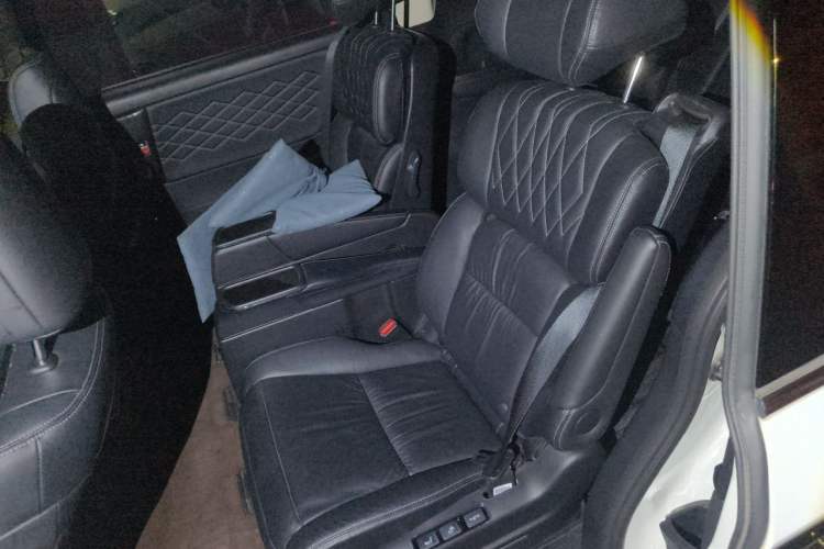 Used Honda Elysion 2019 2.0L Hybrid Luxury Edition Left Rear Seat