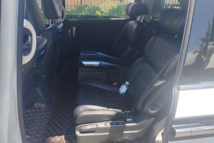 Used Honda Elysion 2019 2.0L Hybrid Luxury Edition Left Rear Seat