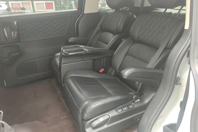 Used Honda Elysion 2019 2.0L Hybrid Luxury Edition Left Rear Seat