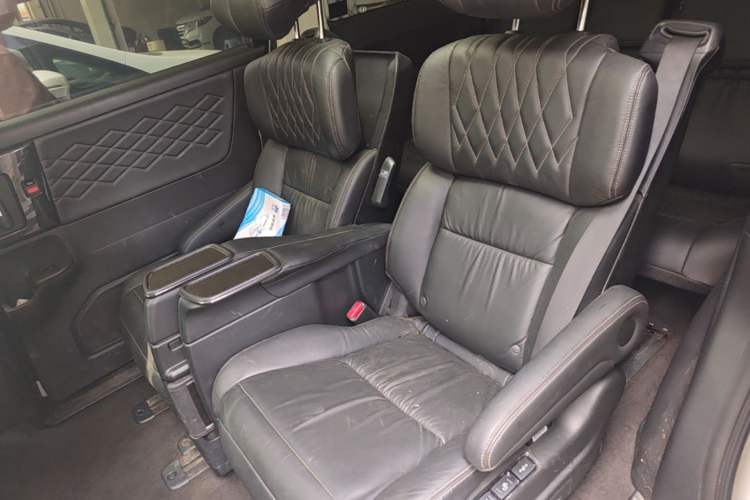 Used Honda Elysion 2019 2.0L Hybrid Luxury Edition Left Rear Seat