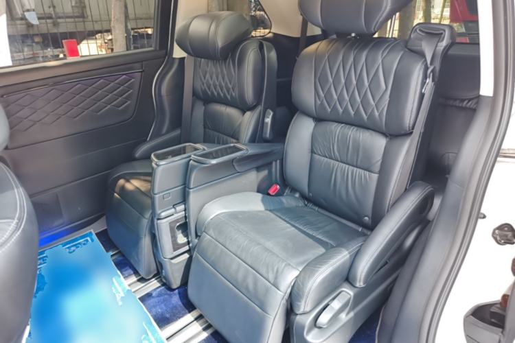 Used Honda Elysion 2019 2.0L Hybrid Supreme Edition Left Rear Seat