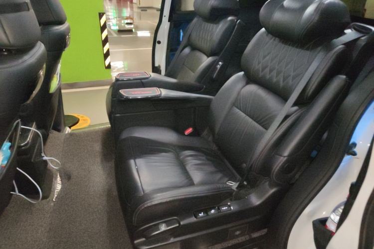Used Honda Elysion 2019 2.0L Hybrid Luxury Edition Left Rear Seat