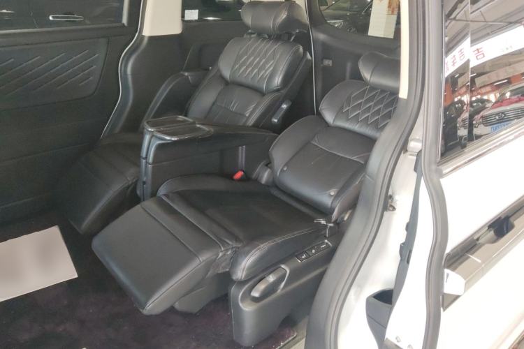 Used Honda Elysion 2019 2.0L Hybrid Luxury Edition Left Rear Seat