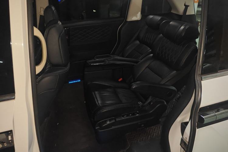 Used Honda Elysion 2019 2.0L Hybrid Luxury Edition Left Rear Seat