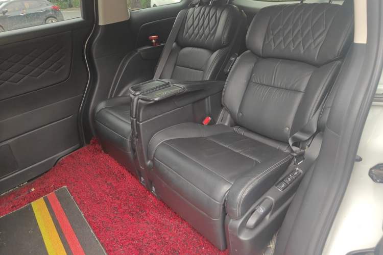 Used Honda Elysion 2019 2.0L Hybrid Luxury Edition Left Rear Seat
