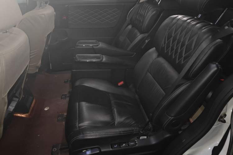 Used Honda Elysion 2019 2.0L Hybrid Luxury Edition Left Rear Seat