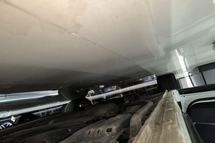 Used Honda Elysion 2019 2.0L Hybrid Comfort Edition Left Side Sill