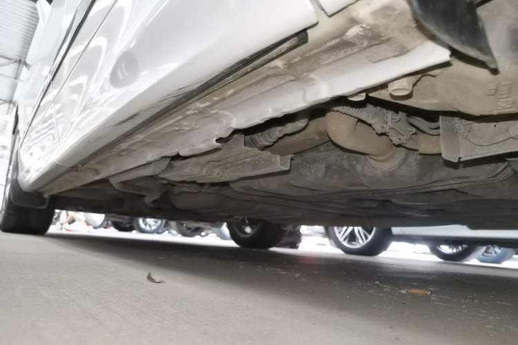 Used Honda Elysion 2019 2.0L Hybrid Luxury Edition Left Side Sill